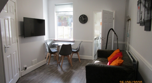 
                             <h2><a href='/4-Rent/4-Students/Frederick-St-20252026-131/' title='Frederick St 2025/2026!'>Frederick St 2025/2026! - 3 bed - Price: £102 pppw</a></h2>
                             <p>Just 1 double bedrooms left 2025/2026 ! <a href='/4-Rent/4-Students/Frederick-St-20252026-131/' title='Frederick St 2025/2026!'>More..</a></p>