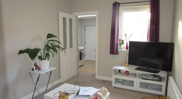 
                             <h2><a href='/4-Rent/Apartments/Let--Super-Flat-Close-to-Town-166/' title='Let- Super Flat Close to Town'>Let- Super Flat Close to Town - 1 bed - Price: £635 pcm</a></h2>
                             <p>Large attic storage area & Parking!<a href='/4-Rent/Apartments/Let--Super-Flat-Close-to-Town-166/' title='Let- Super Flat Close to Town'>More..</a></p>